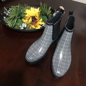 Jeffrey Campbell Platform Rainboots